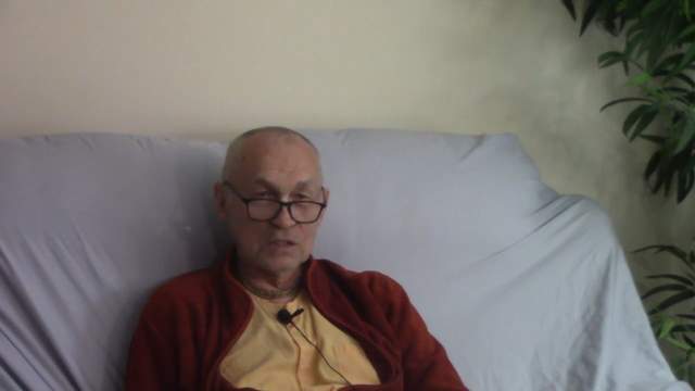 дерево корнями вверх